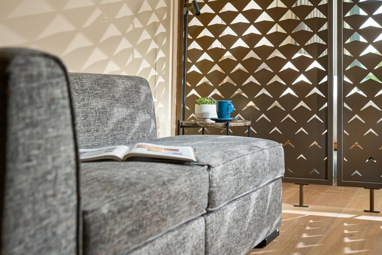 Studio Apartment with Sofa Bed,1028786479:JPEG